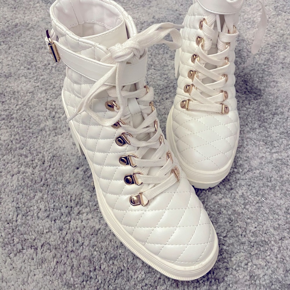F21 Combat Boot Heels